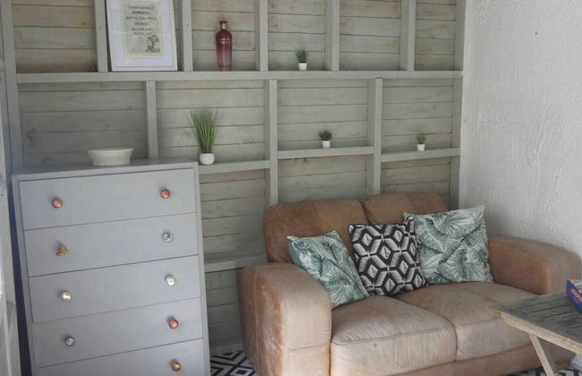 Isle Escape Retreat- Sleeps 4, Garden & Games Room - Foto 6