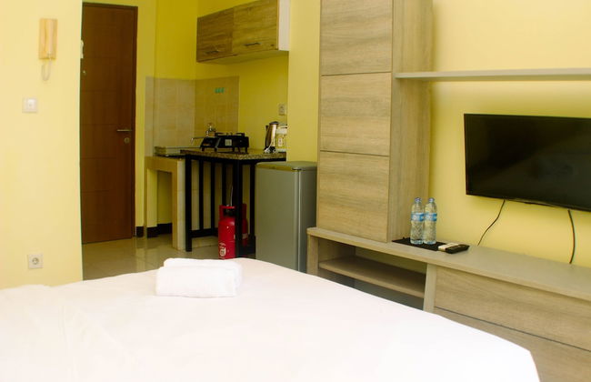 Warm And Homey Studio Room At Maple Park Sunter Apartment - Foto 4