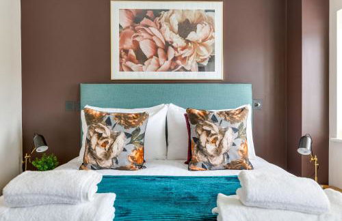 Apt , city centre, up to 5 guests, free pkg , Perfect for long stays - Foto 2