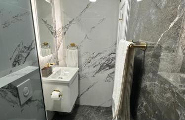 King's Landing Esma' house - Photo 13