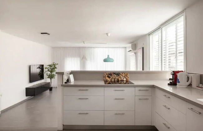 Amazing APT Bat-Yam Near Beach - Foto 8