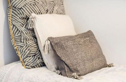 Les Nids de la Tour - Maison de charme au centre - Spa privé - Vue unique - Foto 15