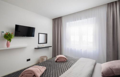 Luxury Apartment Lorena - Private Heated Pool - - Photo 54