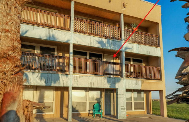 Minutes to the Beach, Pool, Balcony w/ Nature Views Compass 17 by Avantstay - Photo 32