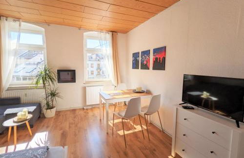 R3 - Urlaubsmagie - Helle Wohnung mit Garten & Pool - Foto 15