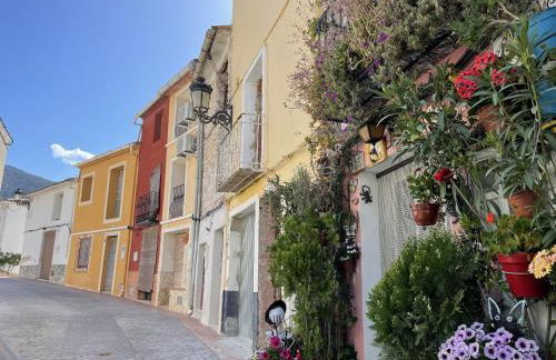 Mediterranean Escape with Garden - Foto 39