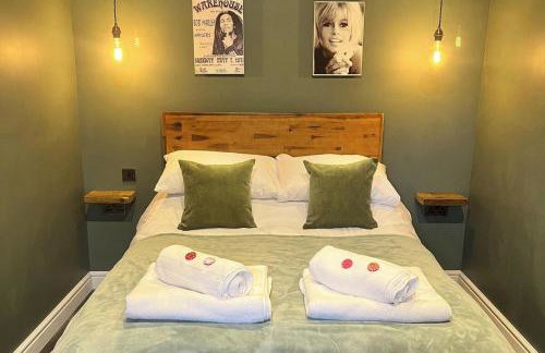 Torworth - 1 Bed Barn - Sleeps 3 - Hot Tub - Foto 15