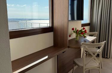 Baobloom by the sea in the heart of Thessaloniki - Foto 24