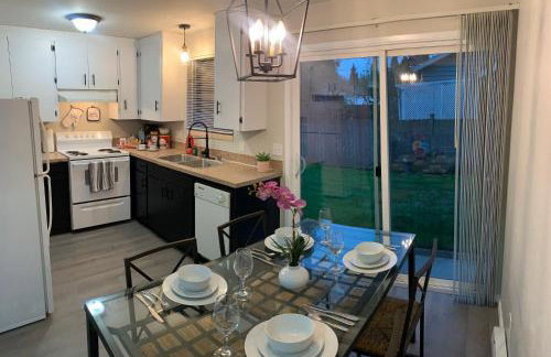 Hidden Gem! Spacious, Private, and Convenient Units Off River Road in Puyallup - Foto 34