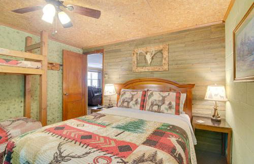 Waterfront Bull Shoals Lake Cabin with Deck and Views! - Foto 13