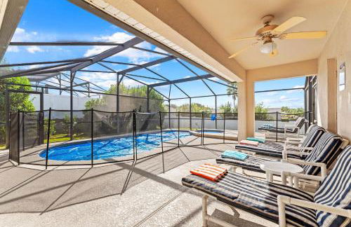 EXQUISITE VILLA - 2 Master Suites, Pool South and Spa, Gas BBQ, Game Room, WIFI - Foto 3