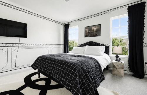 Spacious & Serene Family Gem: Games, Office, Yard! - Foto 15