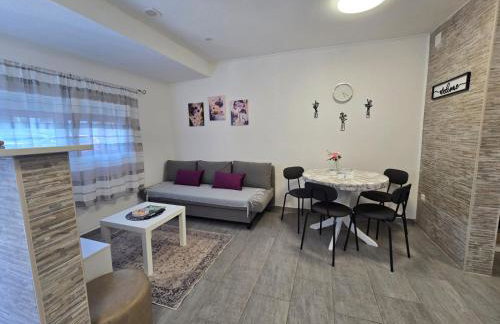 Tiny House Ciciban - self check in and check out - Foto 10