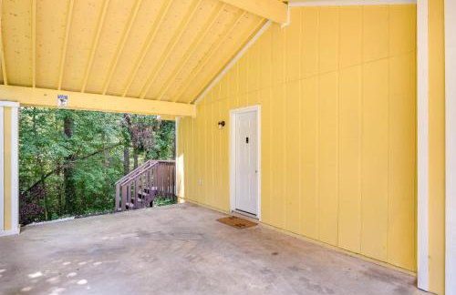 Fairburn Home w/ 2 Decks, Grill & Outdoor Dining! - Foto 22