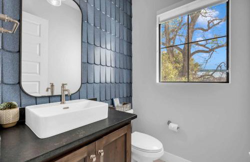 Lakeside 499 and Concierge Services - Photo 40