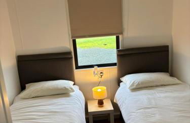 Amazing Sunsets and Sea Views - Lodge Cabin Farm Stay - Caol Ila - Lodge 8 - Photo 5