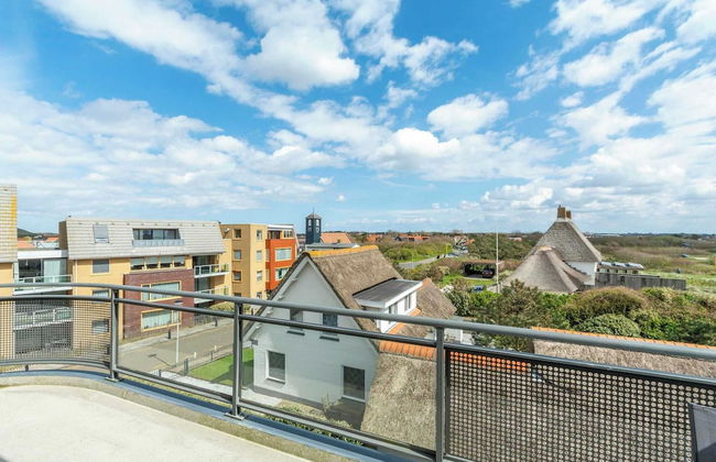 Stylish Couples' Retreat - Photo 22