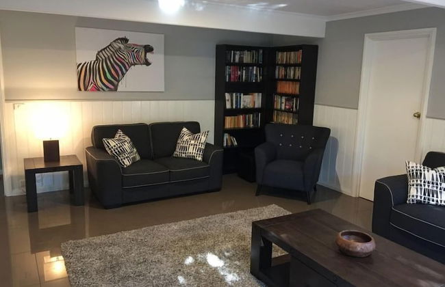 Tudor House - Large Family Home - Foto 11