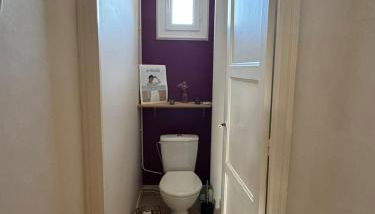 Charmante petite maison en plein centre-ville - Photo 3