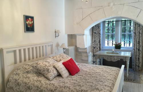 Loire Valley Medieval Getaway - Photo 6