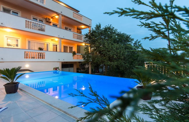 Scenic Elegant Apartments Krk With Balcony and Pool - Photo 60