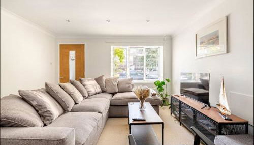 Modern Coastal Cottage, Hottub, Parking, Pets welcome - Foto 3