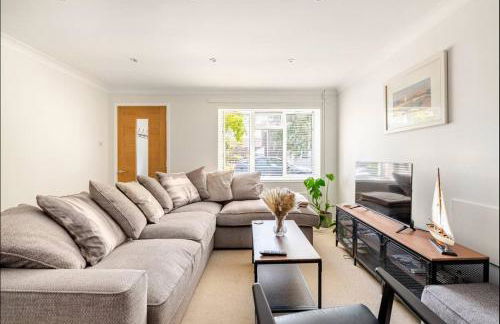 Modern Coastal Cottage, Hottub, Parking, Pets welcome - Foto 3