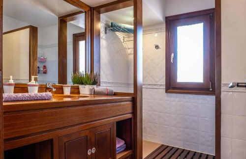 Elegant Villa in Ciutadella de Menorca with Private Pool - Photo 12