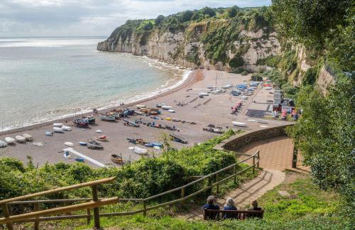 Kingfisher Luxury pod with sweeping countryside - Photo 34