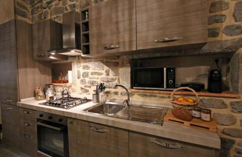 Mella Bellagio -La Corte - at the Lake with parking - Foto 4