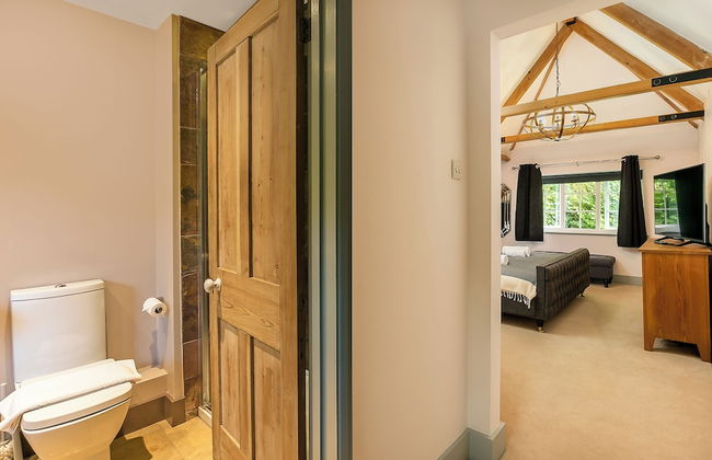 Lodge Farm - Stunning 3 BD with Garden - Foto 4