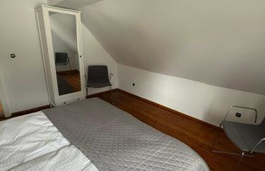 Ferienhaus für Familientreffen mit großem Garten, Parkplätzen - Foto 8