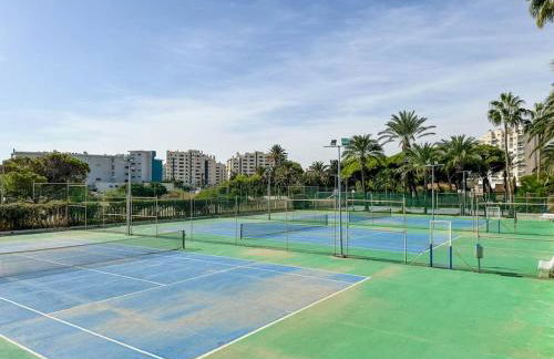 Apto. Tobago, vistas y urbanización de ensueño - Foto 7