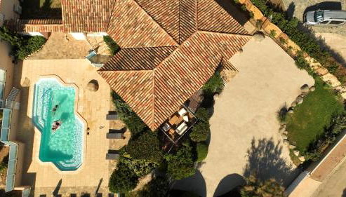 Villas CALA CORSA - 3 chambres piscine partagée chauffée - CALA ROSSA Porto-Vecchio - Villas entièrement Climatisées - Internet gratuit - Foto 4, dishwasher