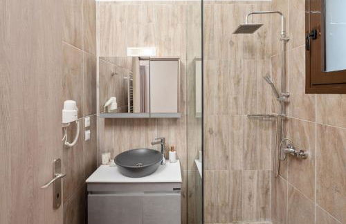 Corfu Travel Stories Villa, Private Pool - Stunning Sea Views - Accessible - 4 Bedrooms - Foto 66