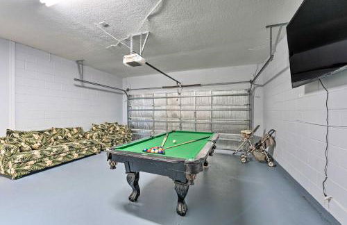 Spacious Family Home with Spa in Davenport! - Photo 36