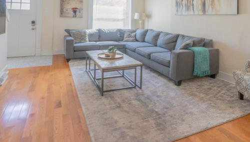 3BR-2BA Townhome TGE Neighborhood ABODEbucks - Foto 5