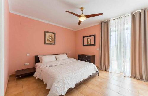 4 Bedroom Villa with Jacuzzi, heated Swimmingpool, front Ocean and view ! - Foto 22