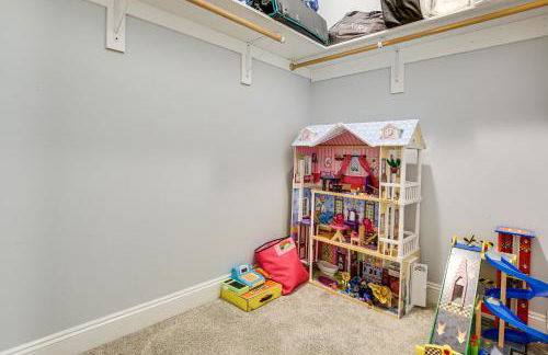 Hot Tub, Pavilion! Family Home Near UO and Autzen - Photo 27