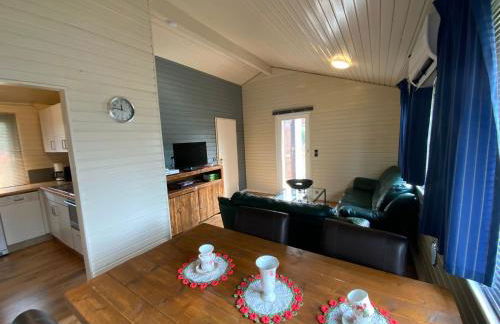 bungalow 115 keybox starlink wifi tv woods pittoresque town lidl restaurant P biophilia x5 - Foto 4