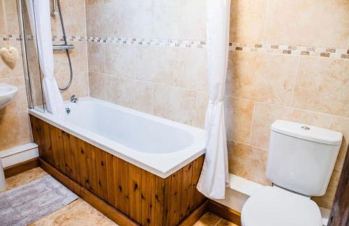 Thursdays Corner Tudor Cottage - Foto 33