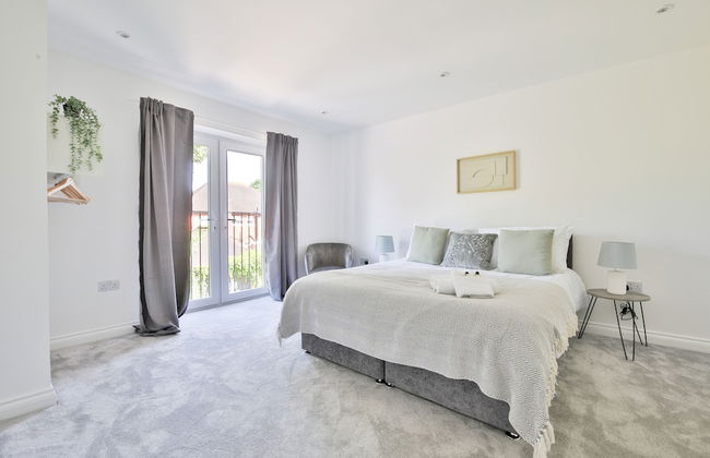 Spacious Apartments with Private Parking - Foto 36