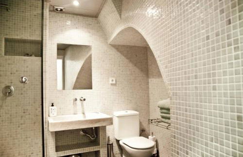 Barceloneta Suites Apartments Market - Photo 24