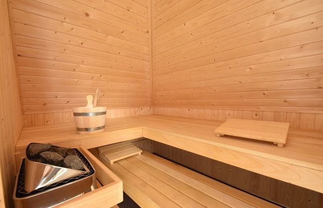 Wellness aan het Water in Earnewoude - Photo 21