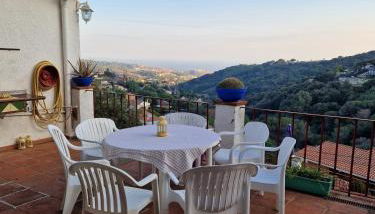 Villa Alella, 5 bedrooms & pool - Foto 2