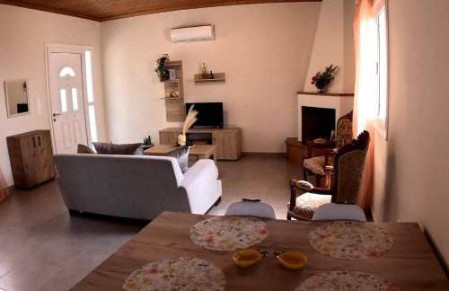 Virginia 's Vila Karies Chios - Photo 5