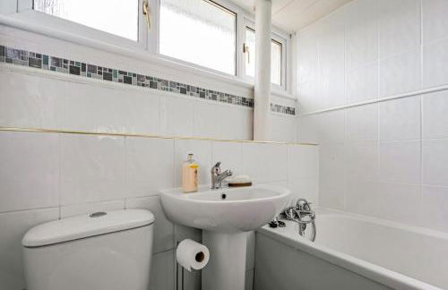 Centrally Situated 1 Bedroom House in Cumbernauld - Foto 17