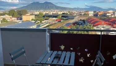 Attico vicino all Aeroporto con Parcheggio privato e 2 Bagni - Foto 2