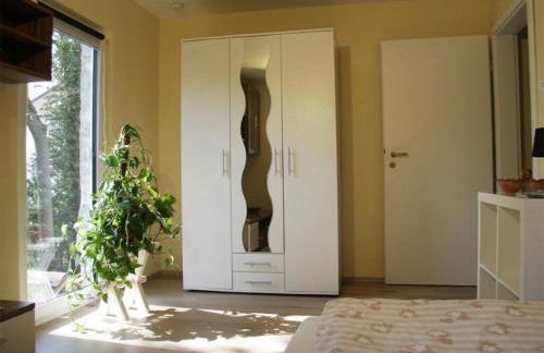 Ferienwohnung mit Balkon in Schmölln - Foto 1