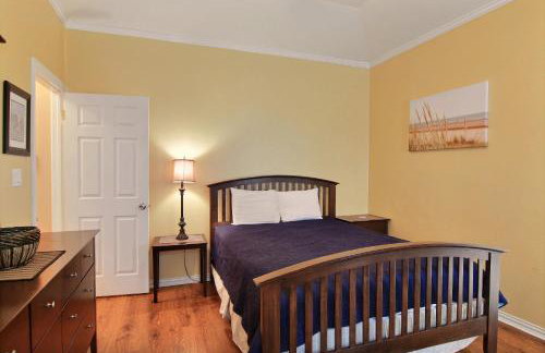 Coconut Charlie's by Silver Sands Vacation Rentals - Foto 16